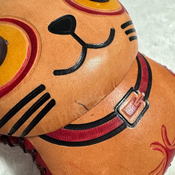 Hand Tooled Cat-Shaped Leather Coin Purse Wristlet Strap Zipper Closure Big Eyes - Picture 5 of 6